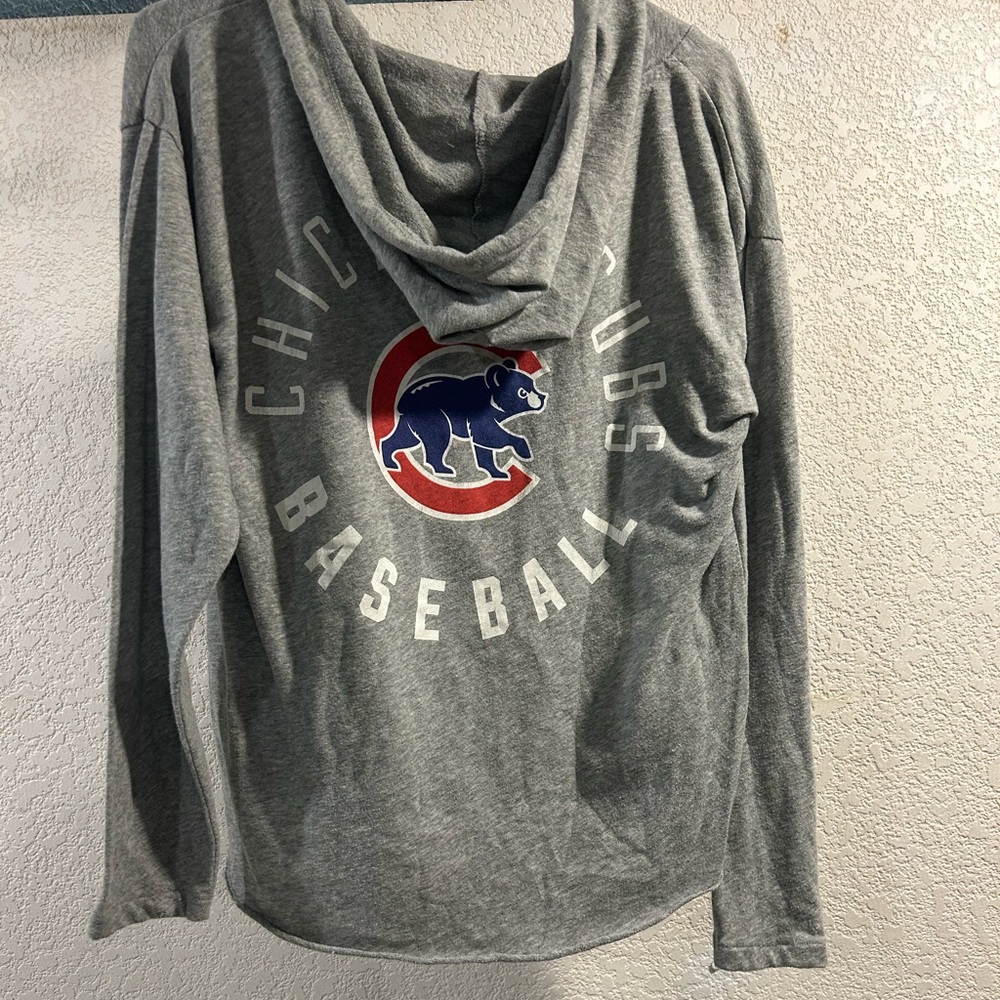 Pink Chicago cubs sweater